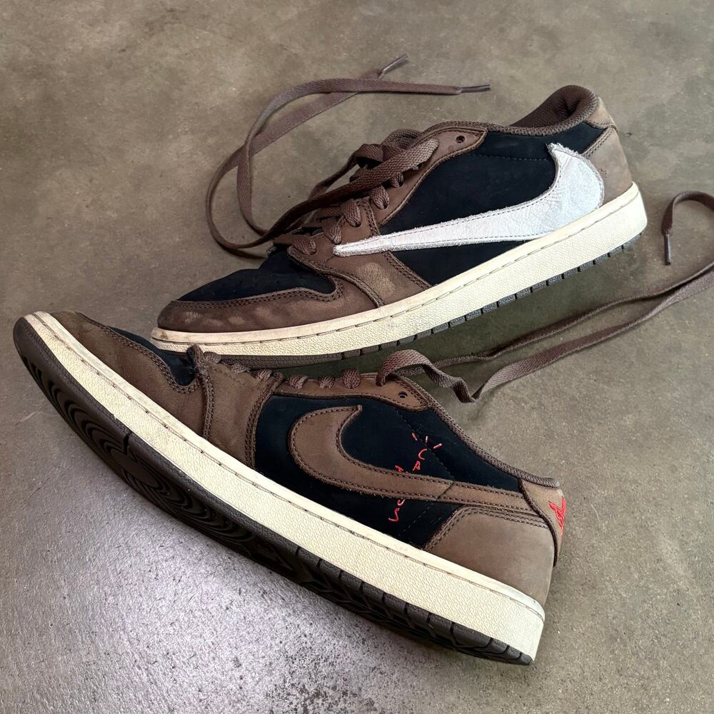 Travis Scott x Air Jordan 1 Low 'Mocha' Sz Mens 9